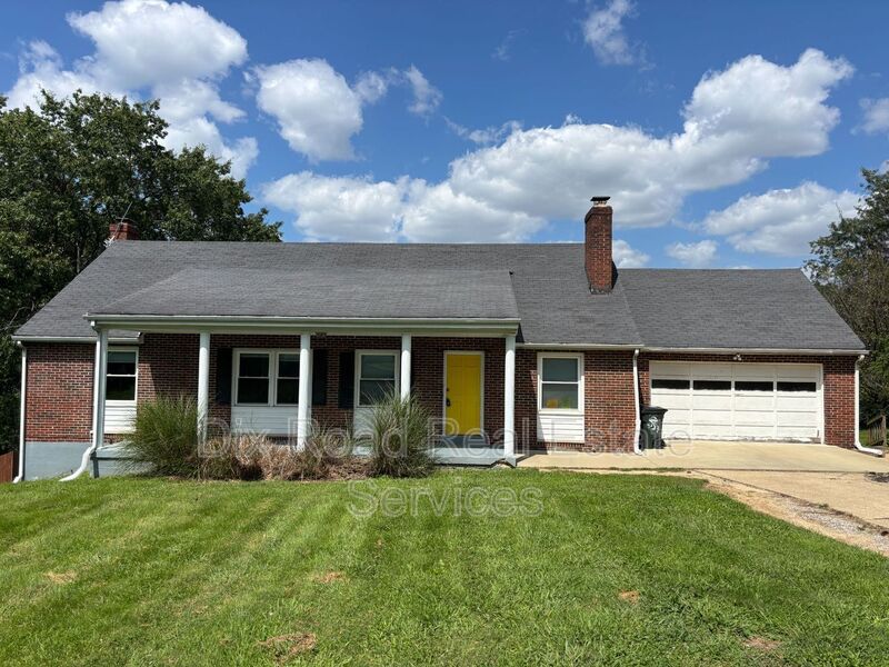 1750 N Staunton Dr – photo 1