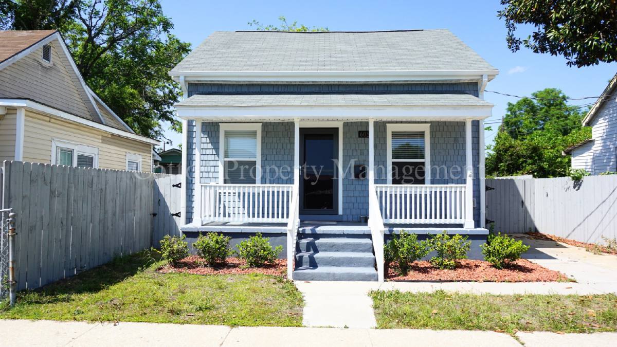 605 Harnett St – photo 1