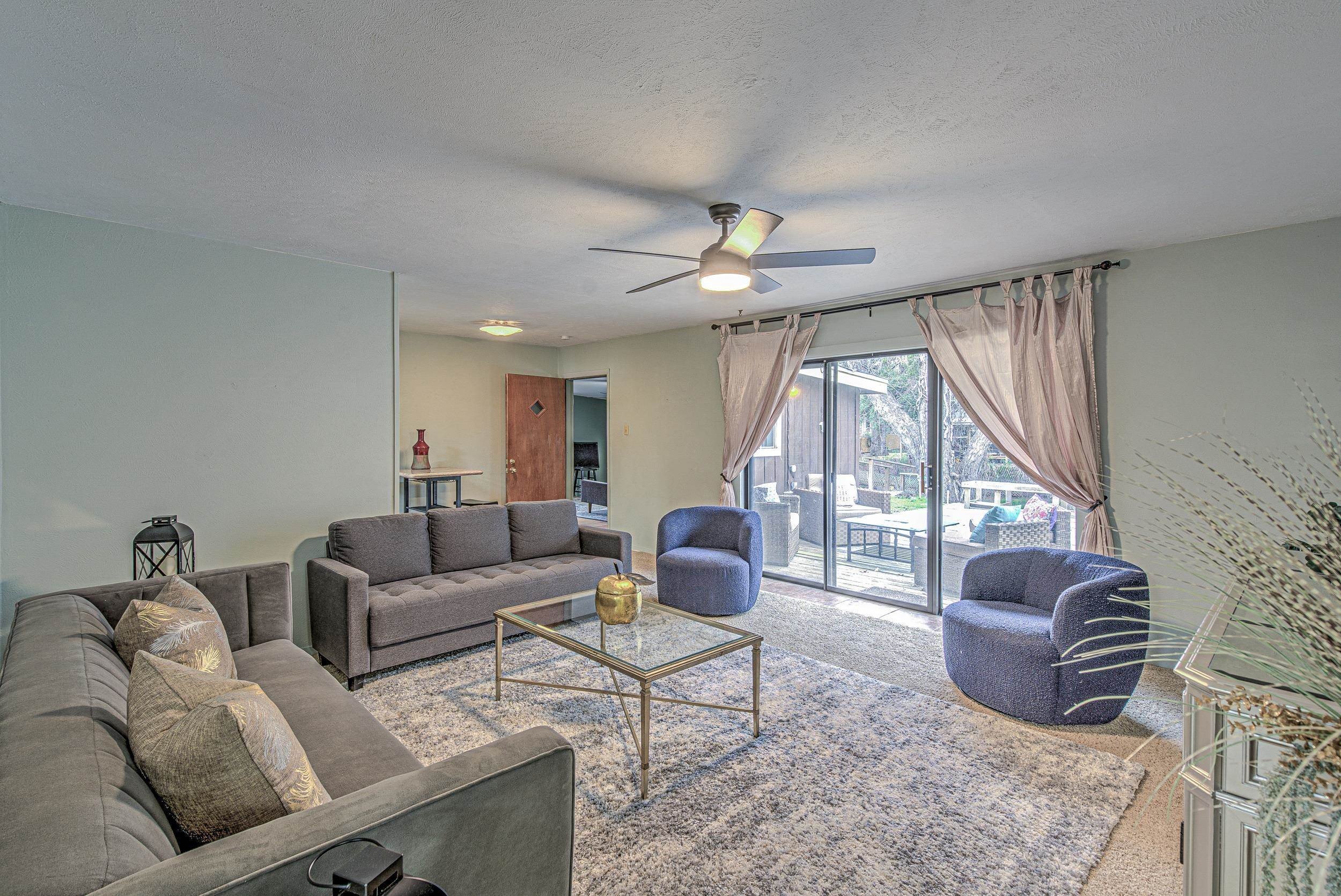 5304 Bedford St – photo 4