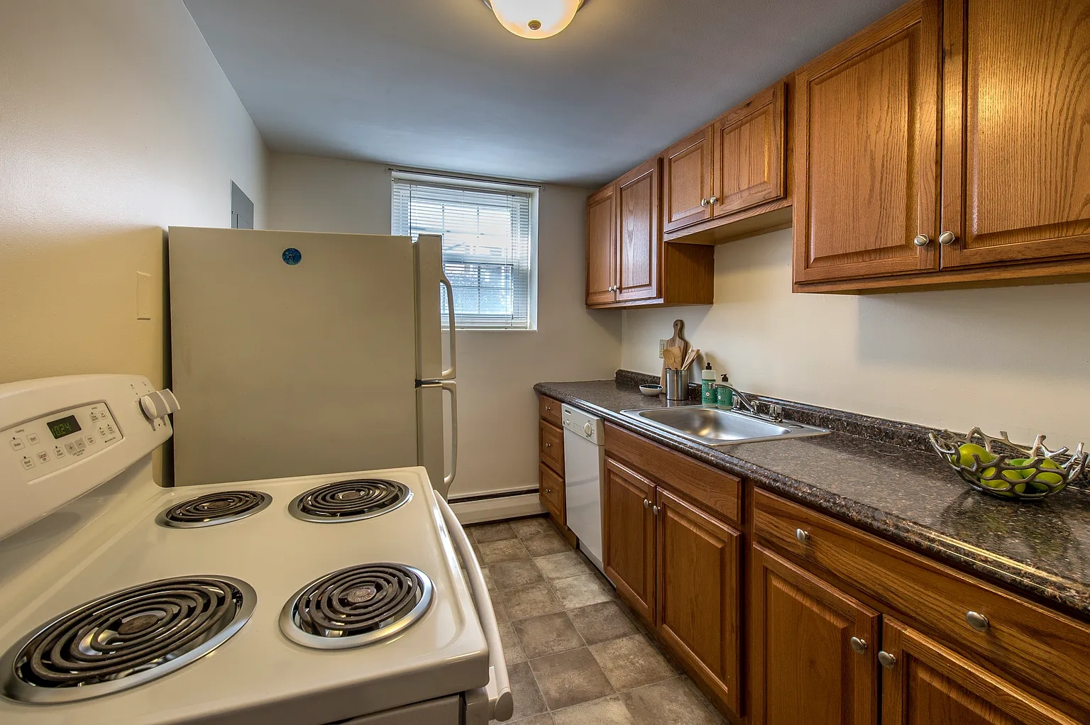 Brattle Drive Apartments – photo 5