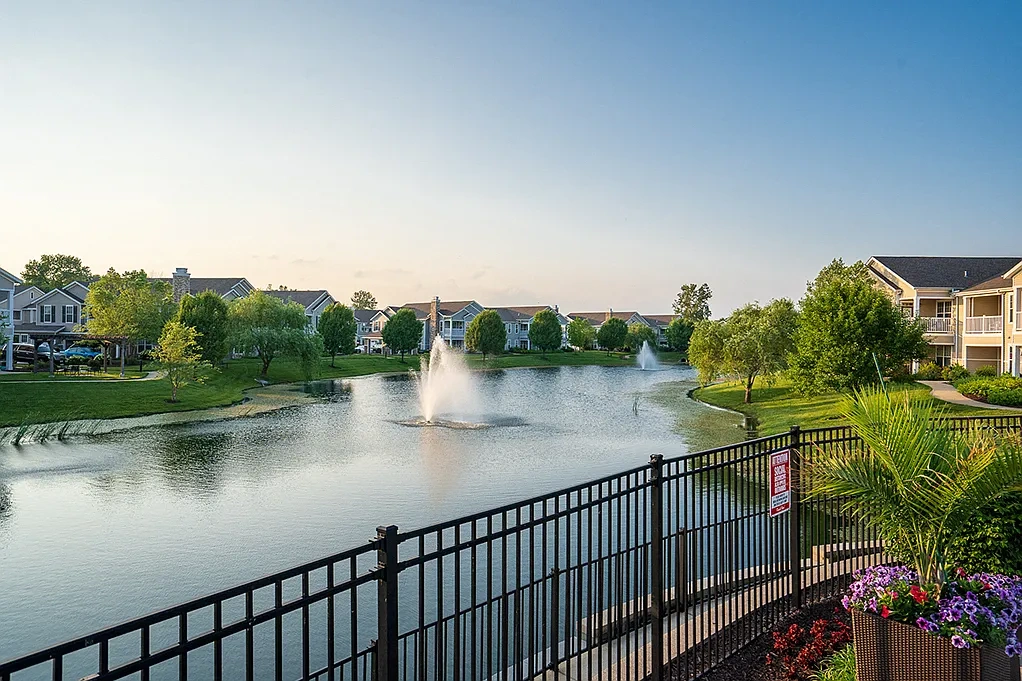 Parkway Lakeside – photo 4
