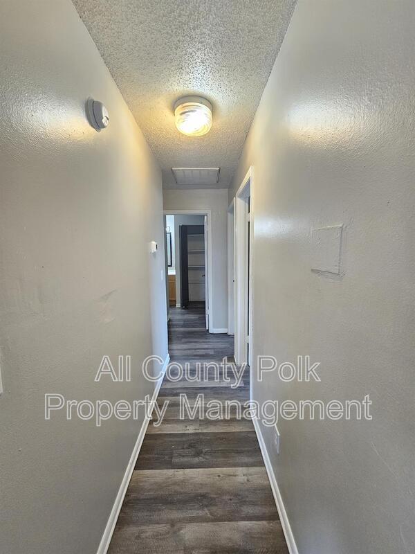 3037 St Paul Dr – photo 5