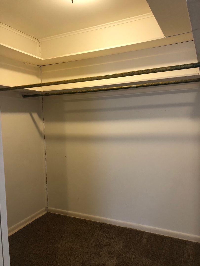 424 S 16th St unit Apt. 3 – photo 2