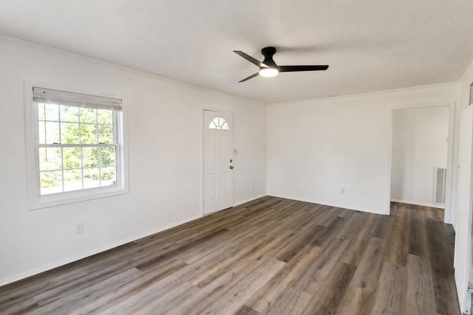 945 W Gate Rd – photo 4