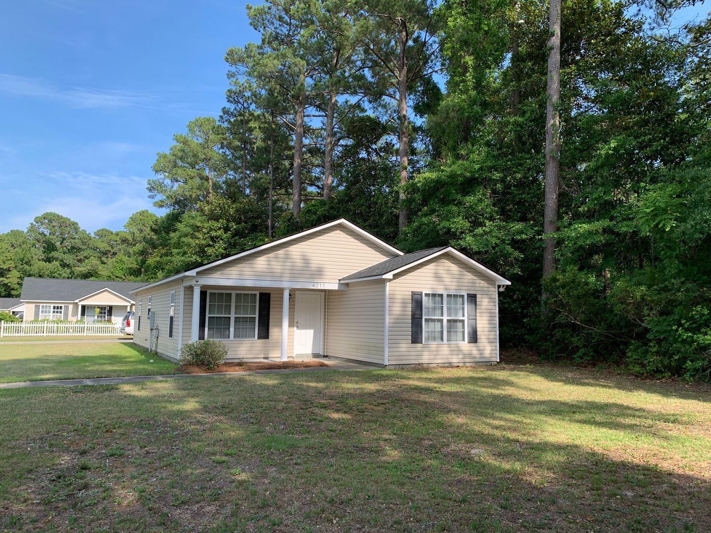 4011 Masonboro Loop Rd – photo 1