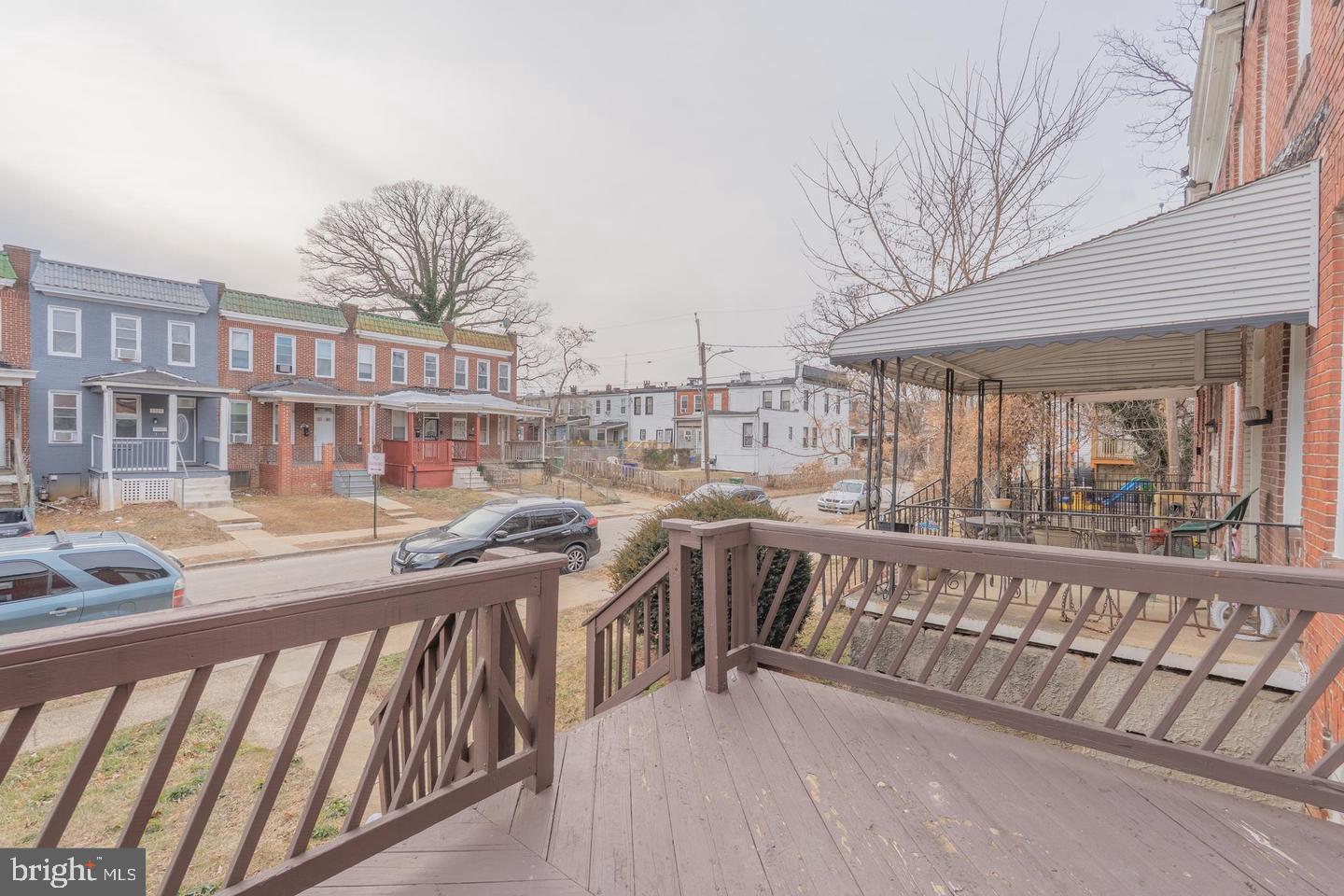 4909 Litchfield Ave – photo 2