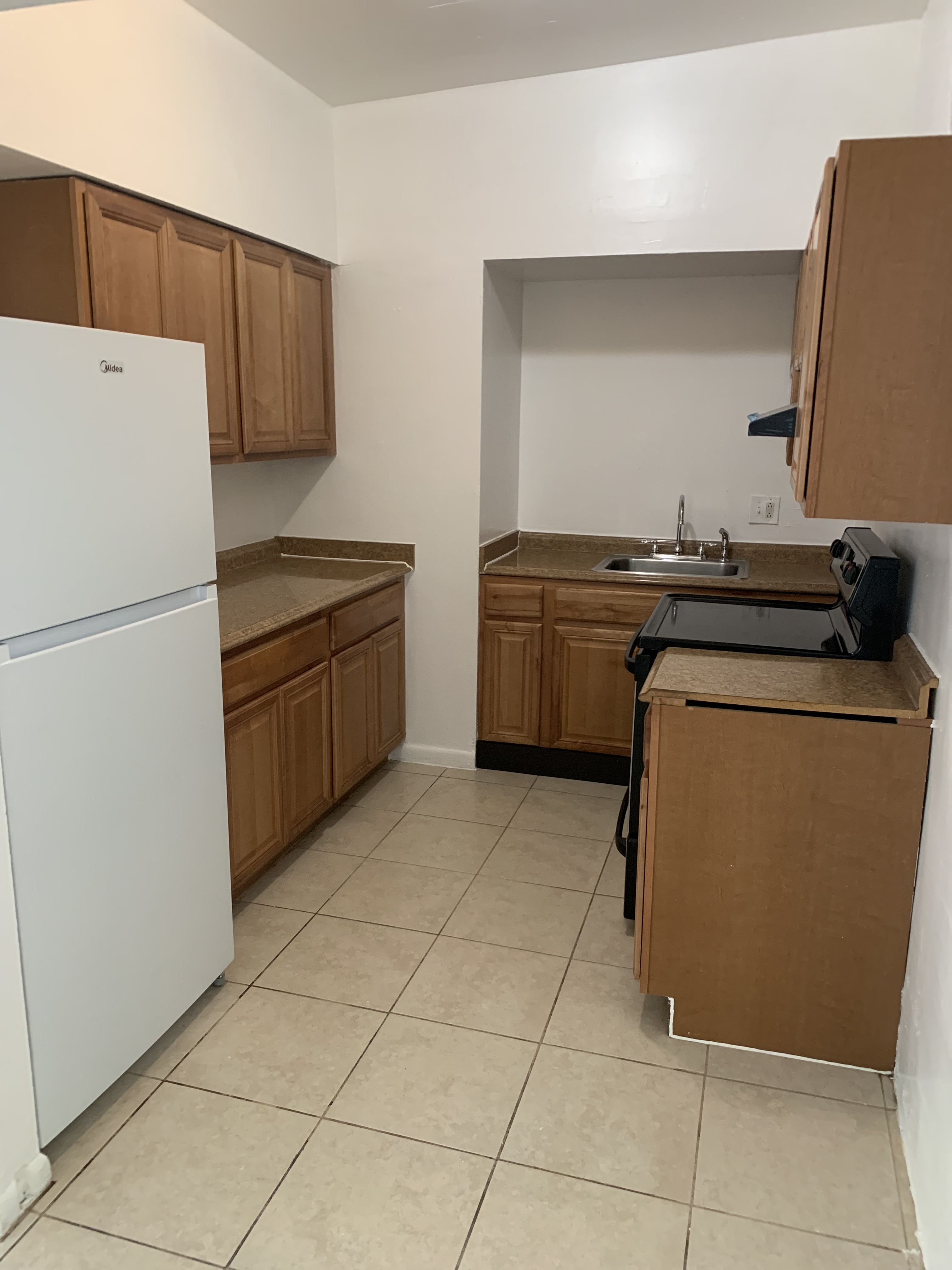 733 Cypress Dr unit 1 – photo 3