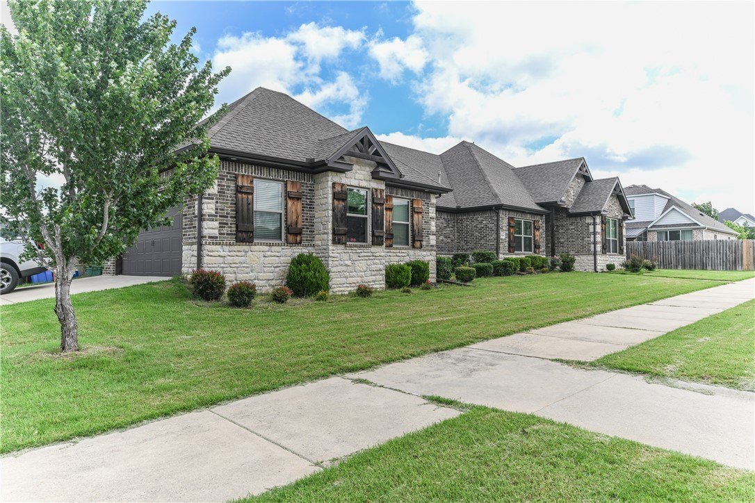 5824 W Persimmon St – photo 2