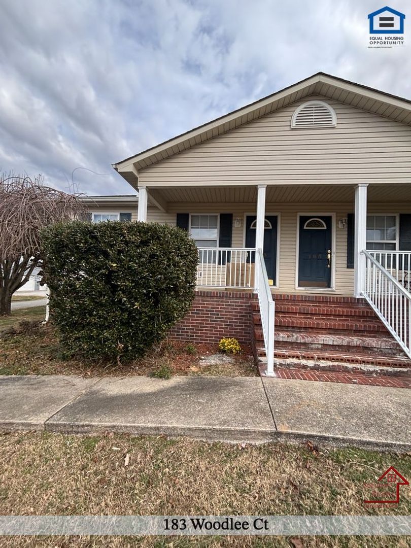 183 Woodlee Ct – photo 2
