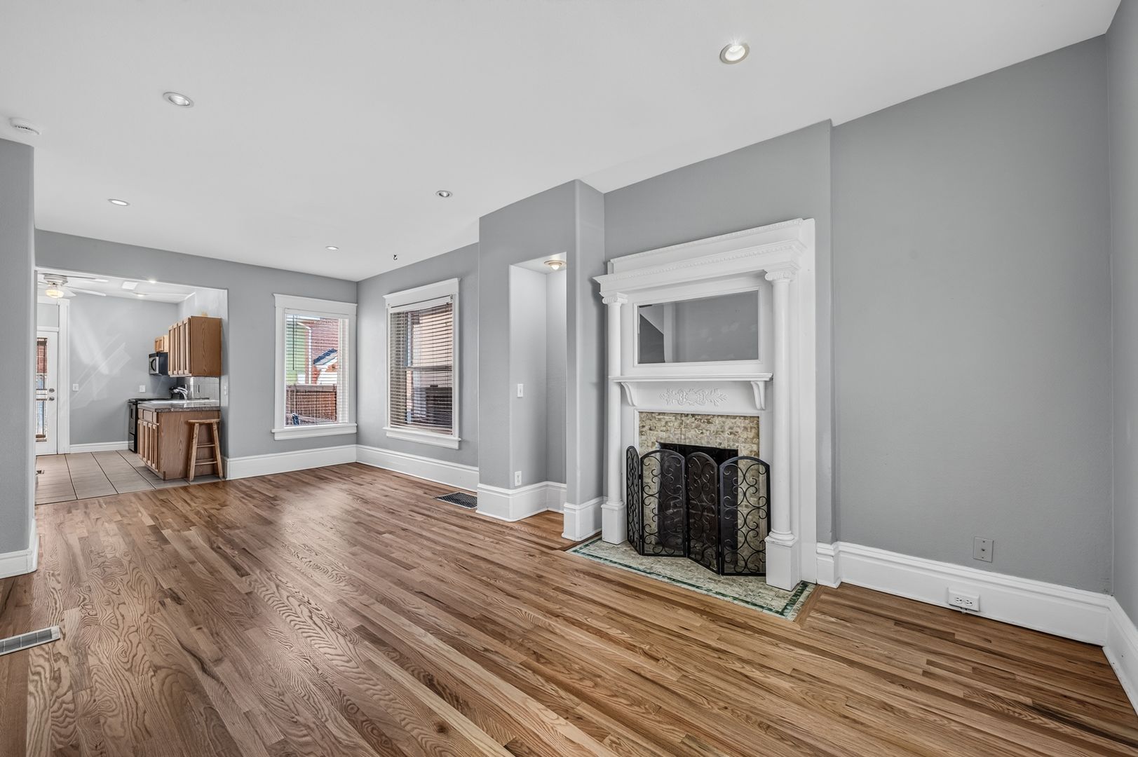 3030 Stout St – photo 1