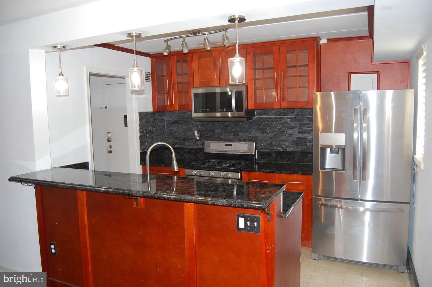 3346 Hewitt Ave #1-1-A – photo 2