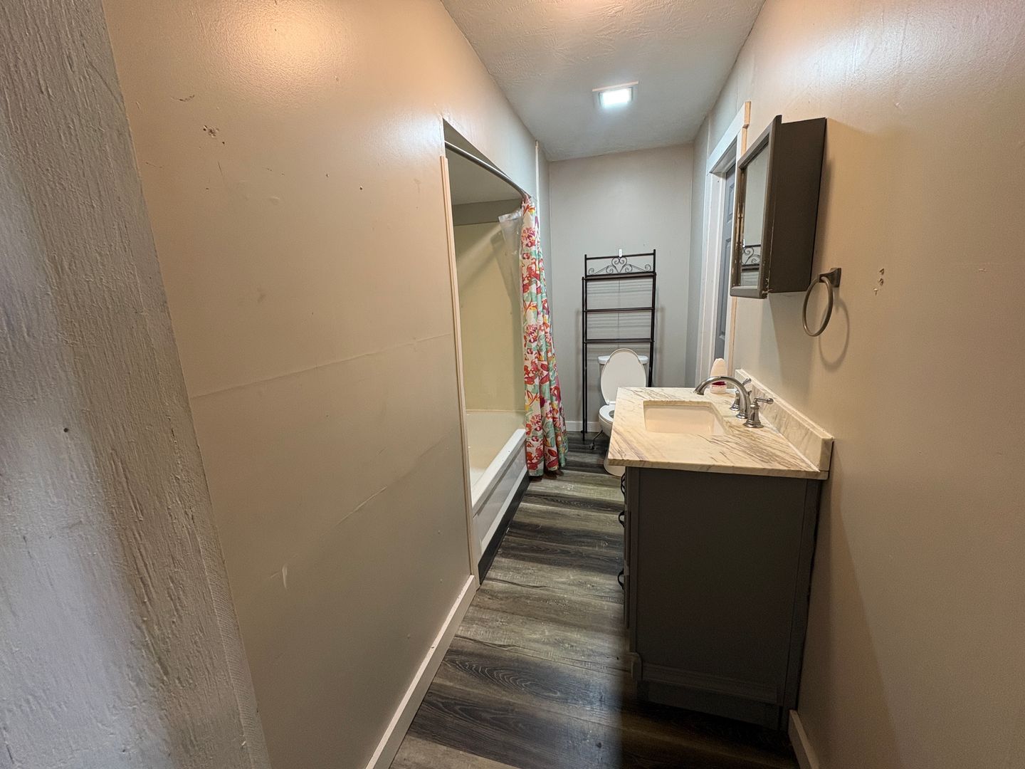 545 N Broadway St – photo 5