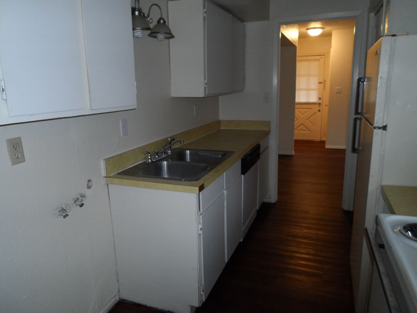 1400 Holleman Dr – photo 5