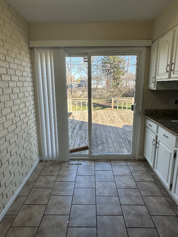 6902 Ardelle Dr – photo 5