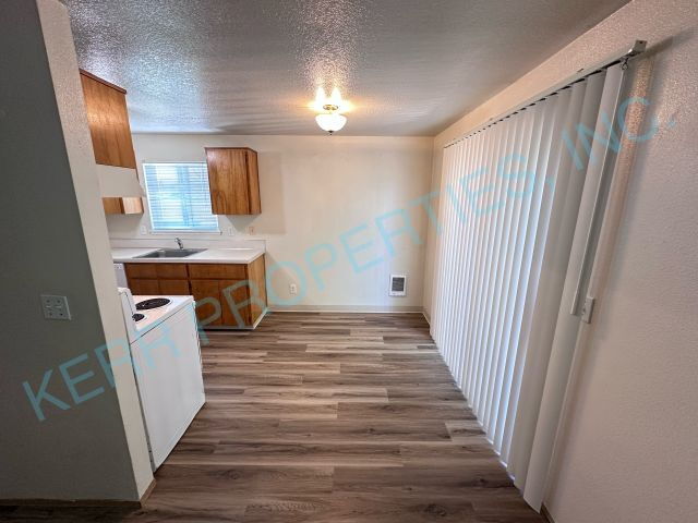 2211 SE 96th Dr – photo 4