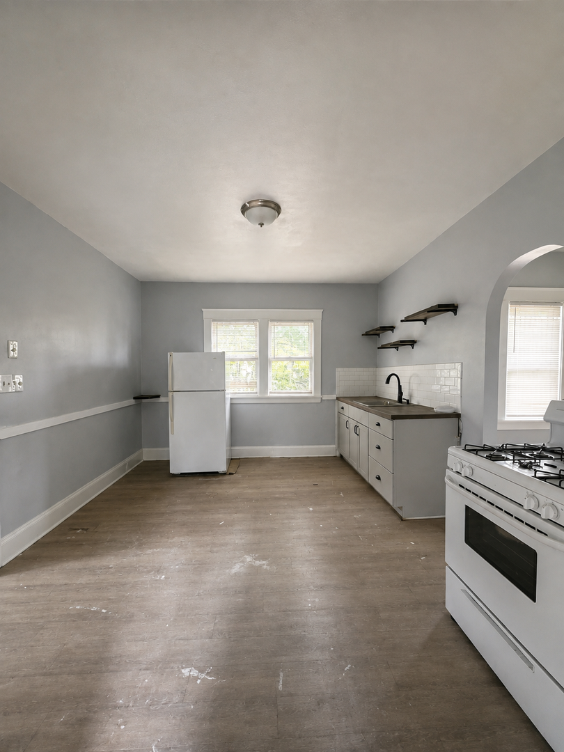 1114 E 64th St unit Unit 2 – photo 3