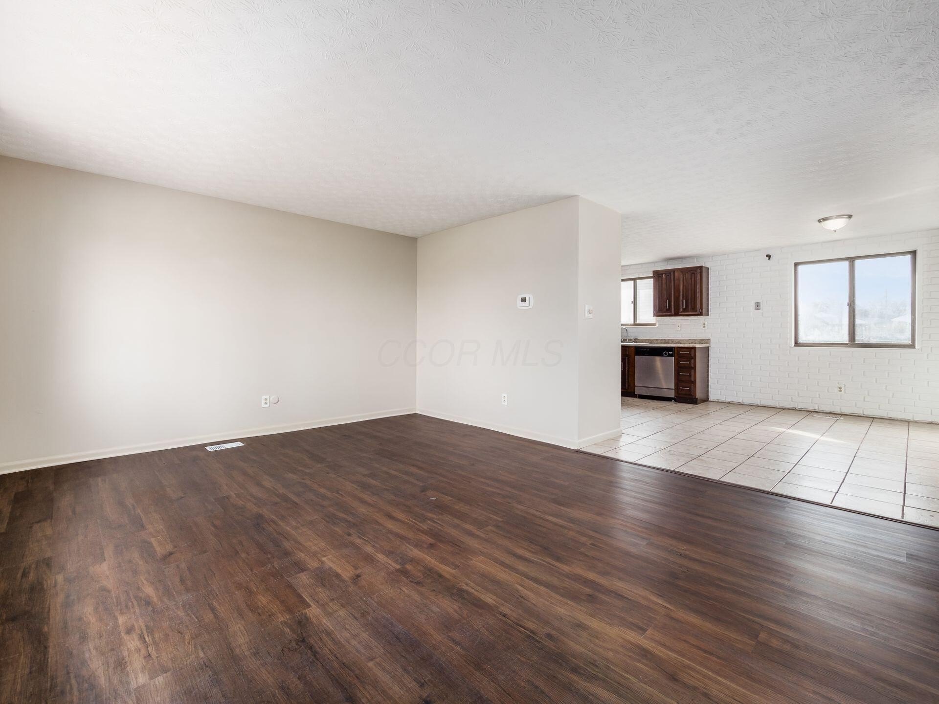 2411 Red Rock Blvd – photo 4