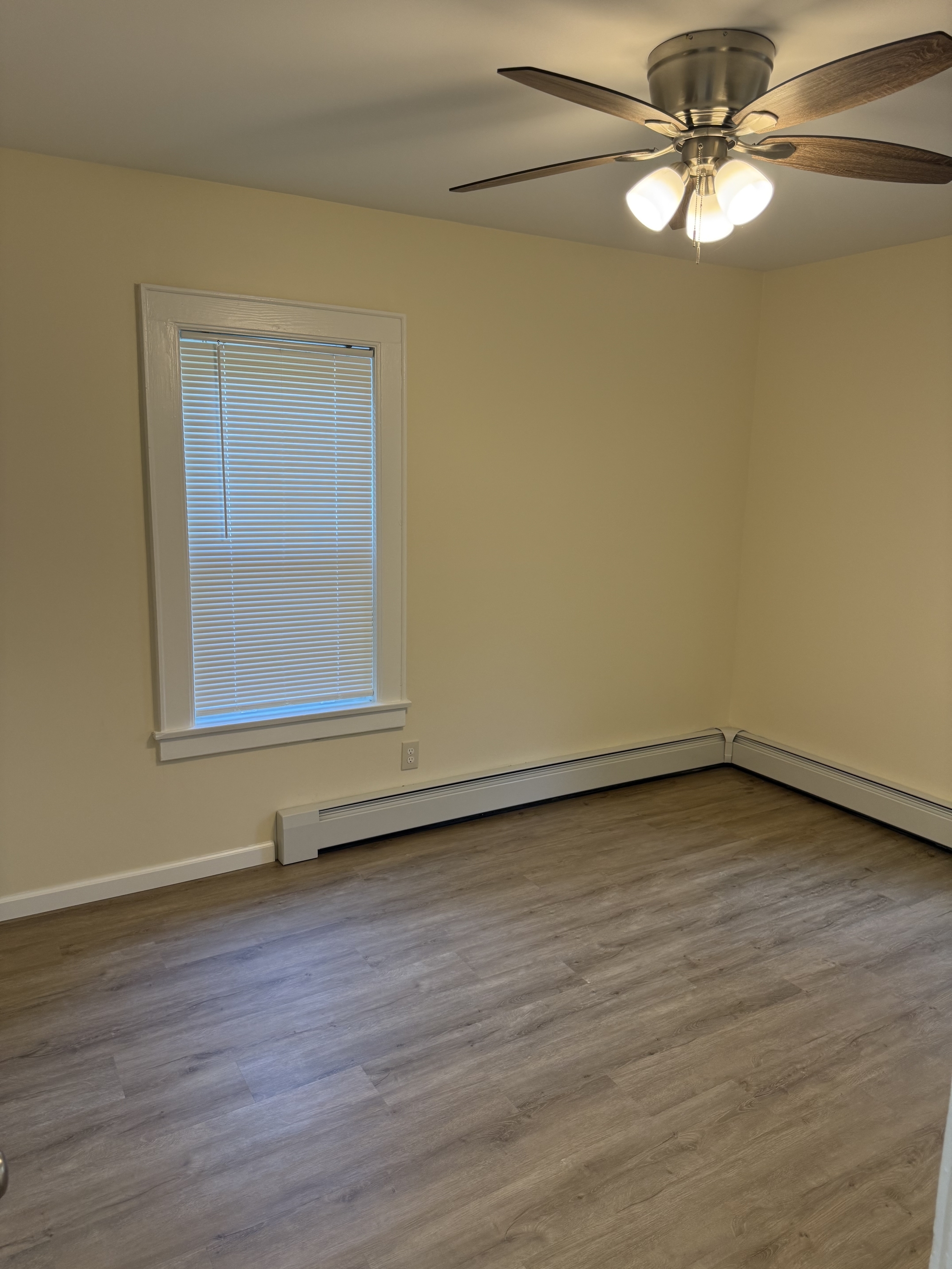 168 Lowell Ave unit 1 – photo 4
