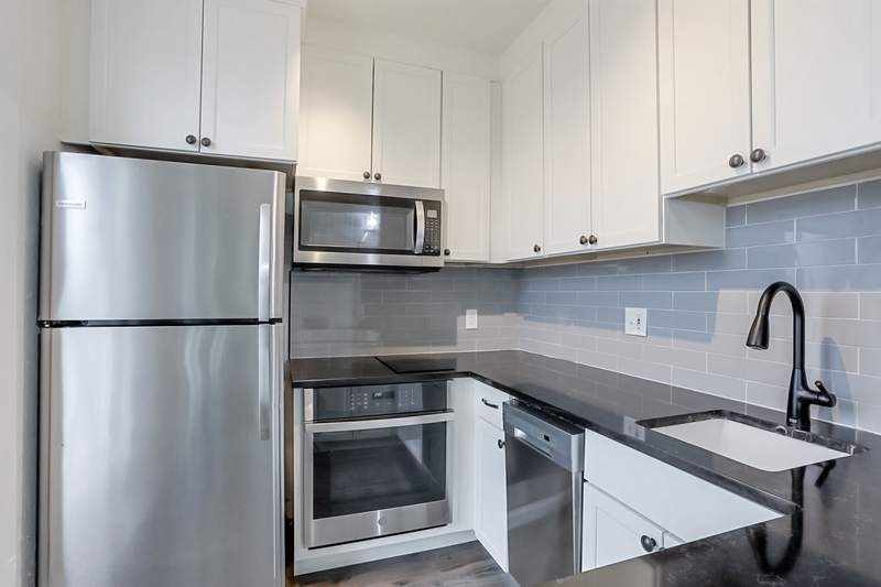 3016 Stout St unit A – photo 3