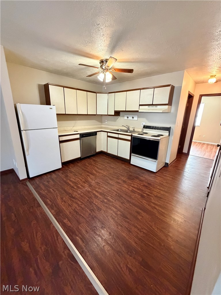1819 Gracewoods Dr unit 6 – photo 5