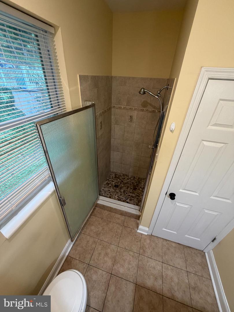 10 Woodmont Rd – photo 5