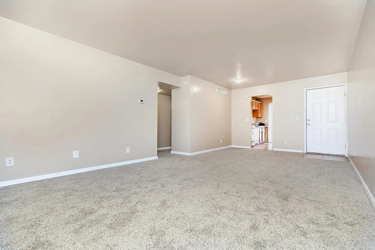Pebble Creek Apartments – photo 1