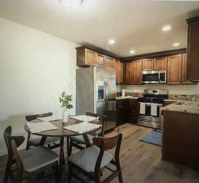 Echo Apartments – photo 1