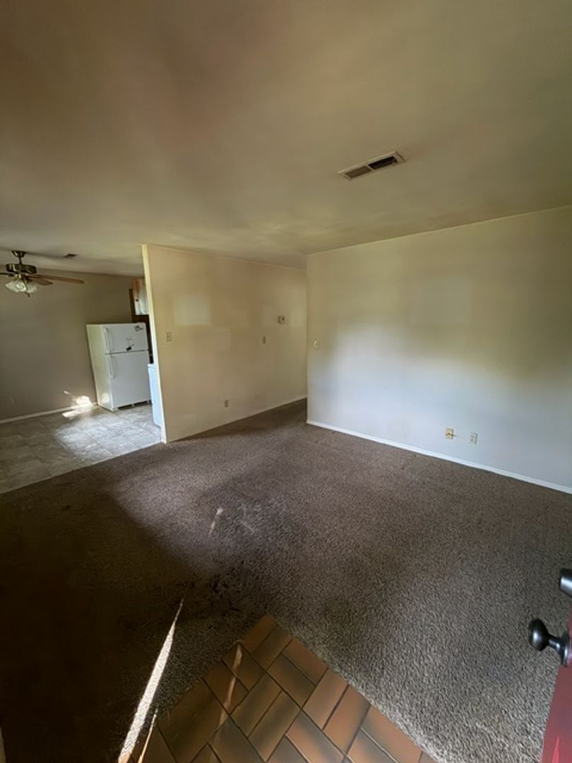 719 Sycamore St unit 110 – photo 1