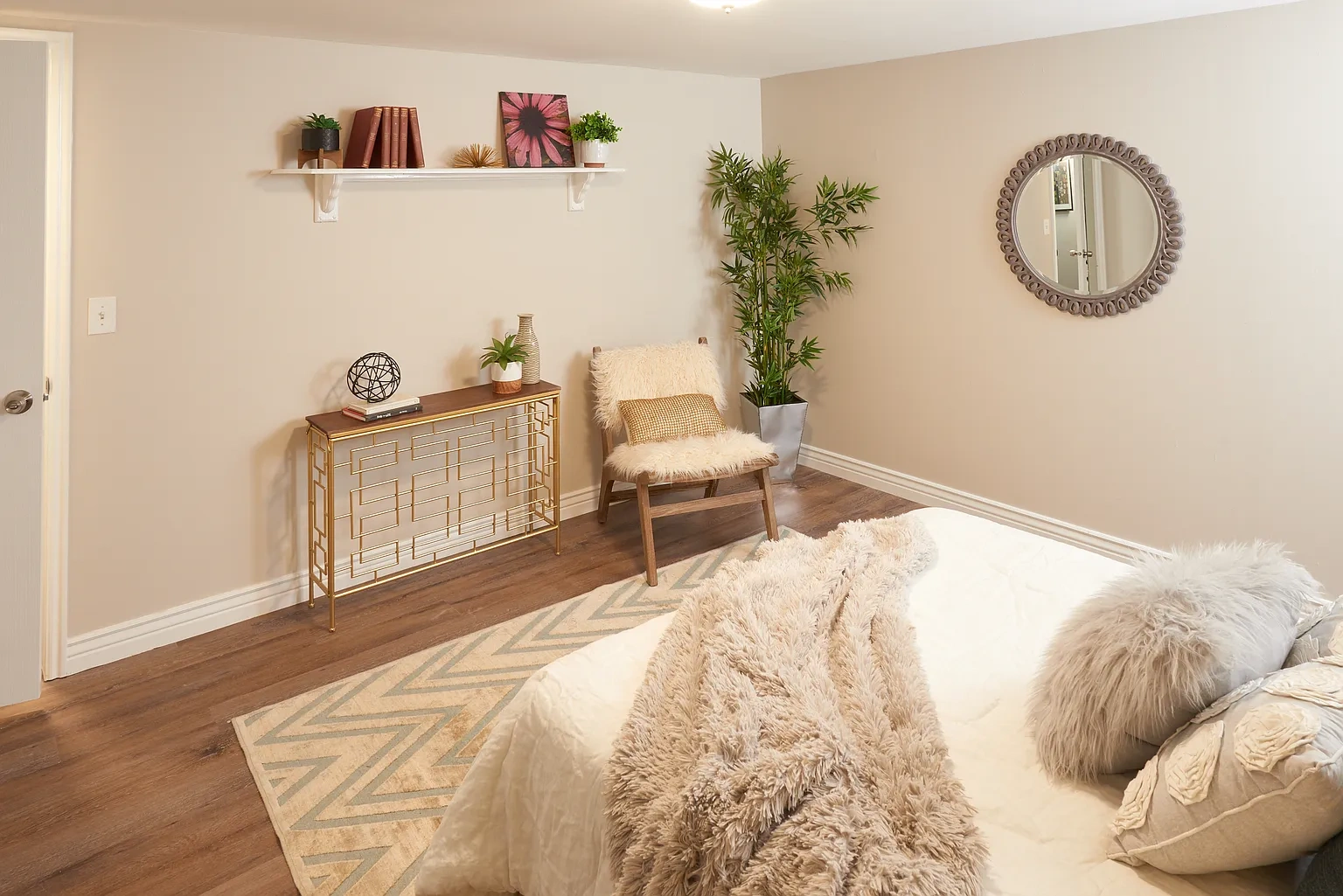 Donna Manor – photo 5