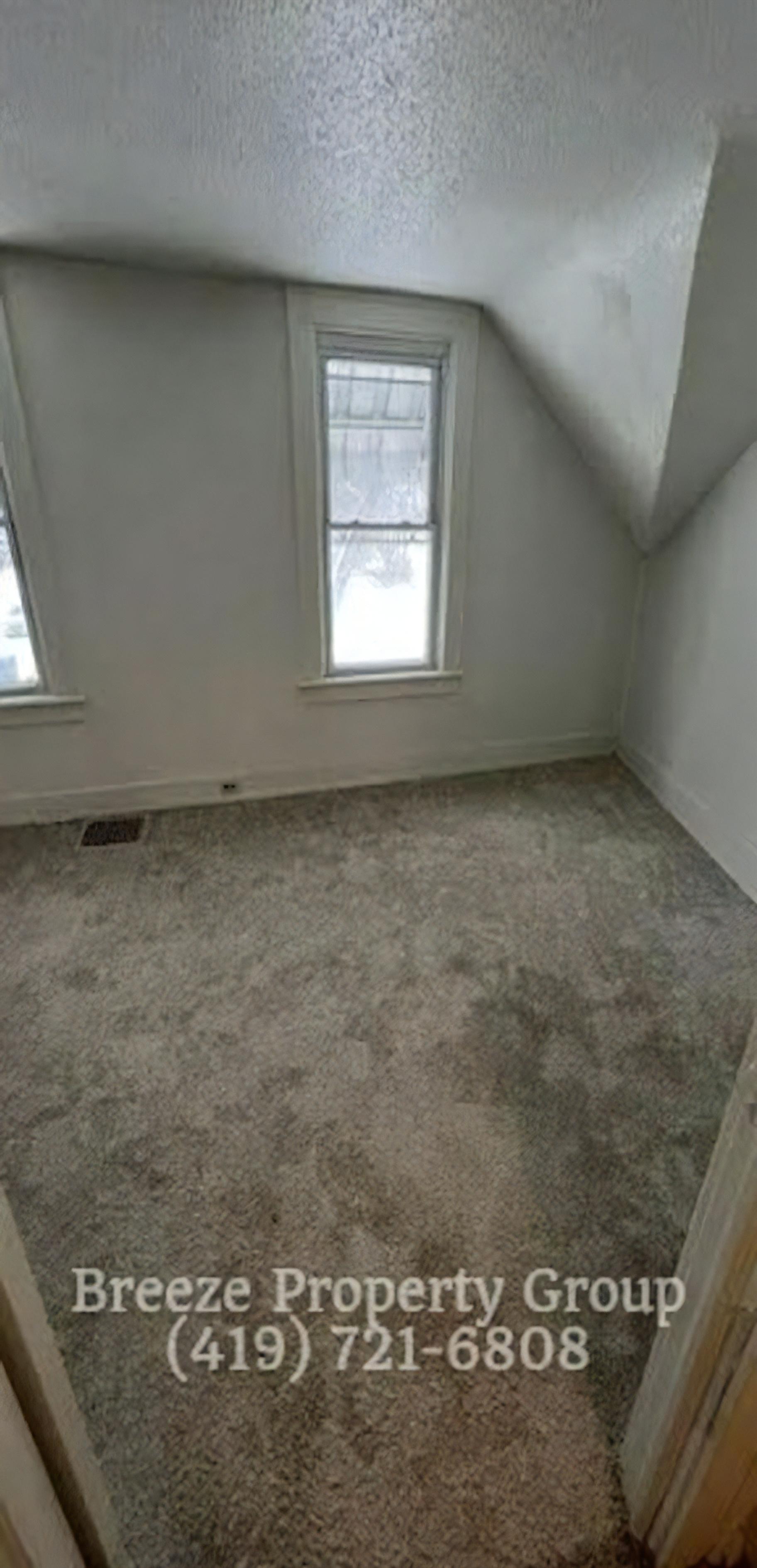 2564 Foraker Ave – photo 3