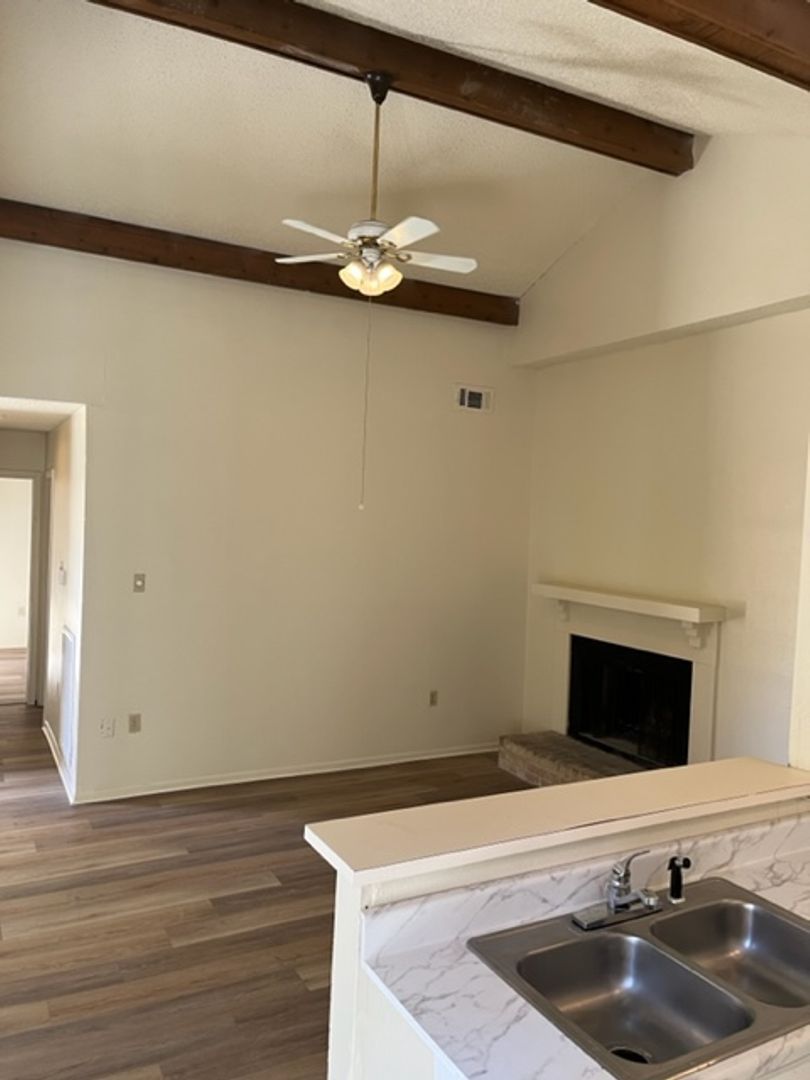 8010 Pennth Ave unit Unit B – photo 3