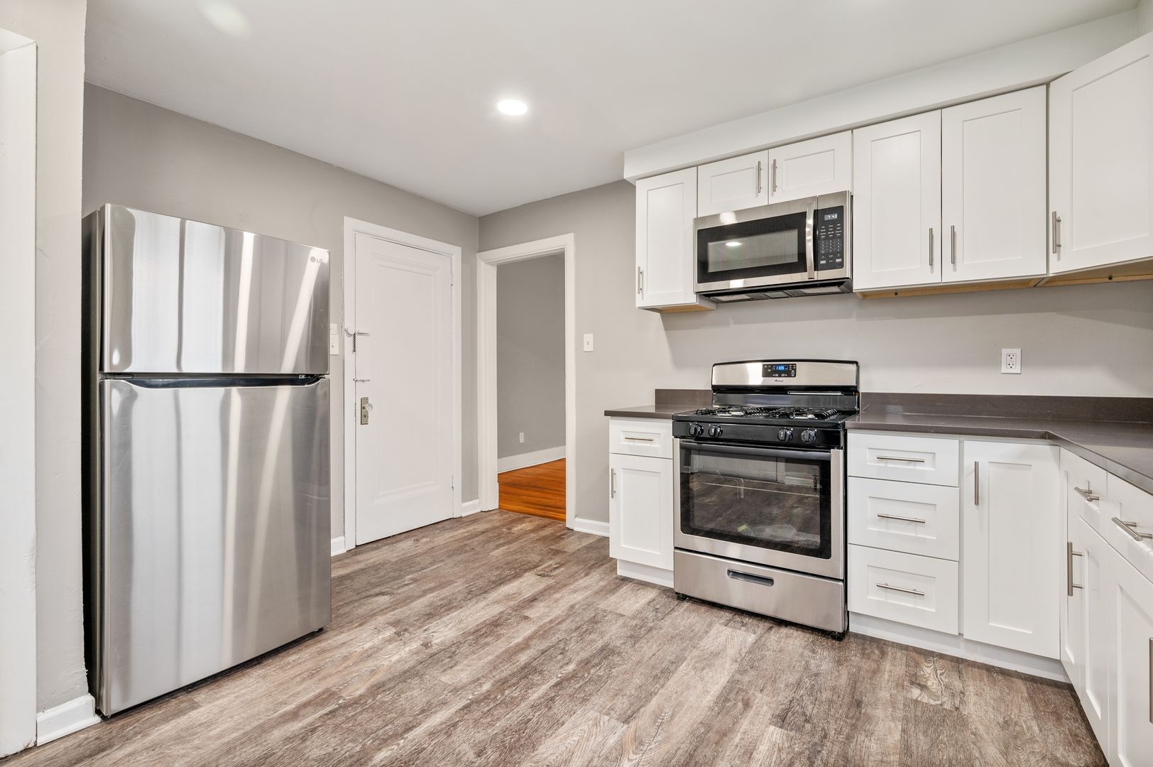 101 E Agnew Ave unit 101 E Agnew Avenue – photo 3