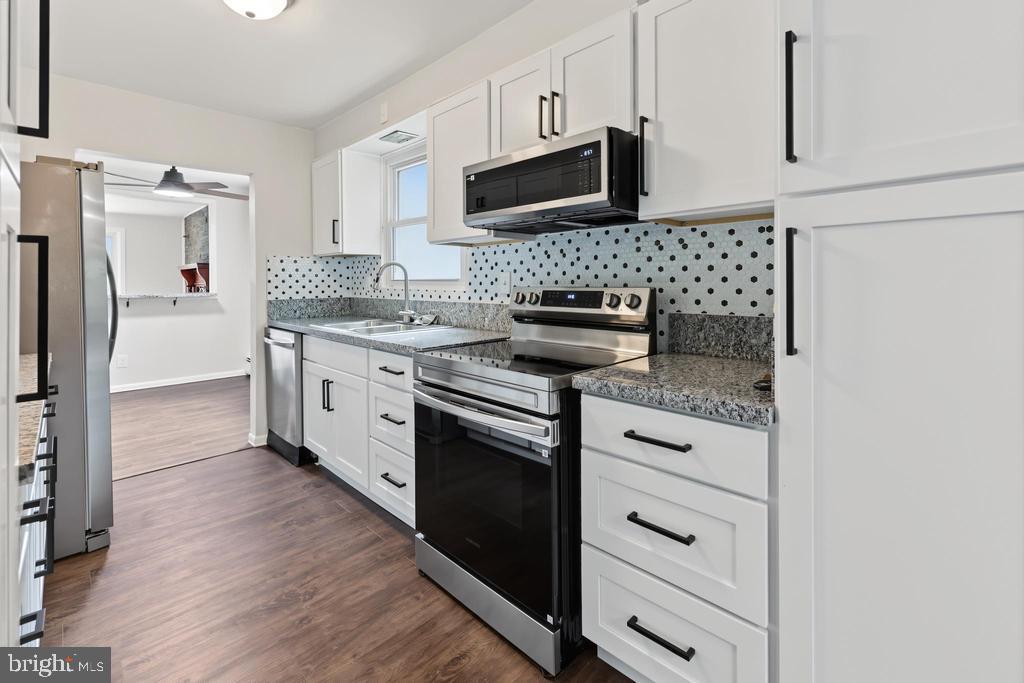 2709 Creek Rd – photo 3