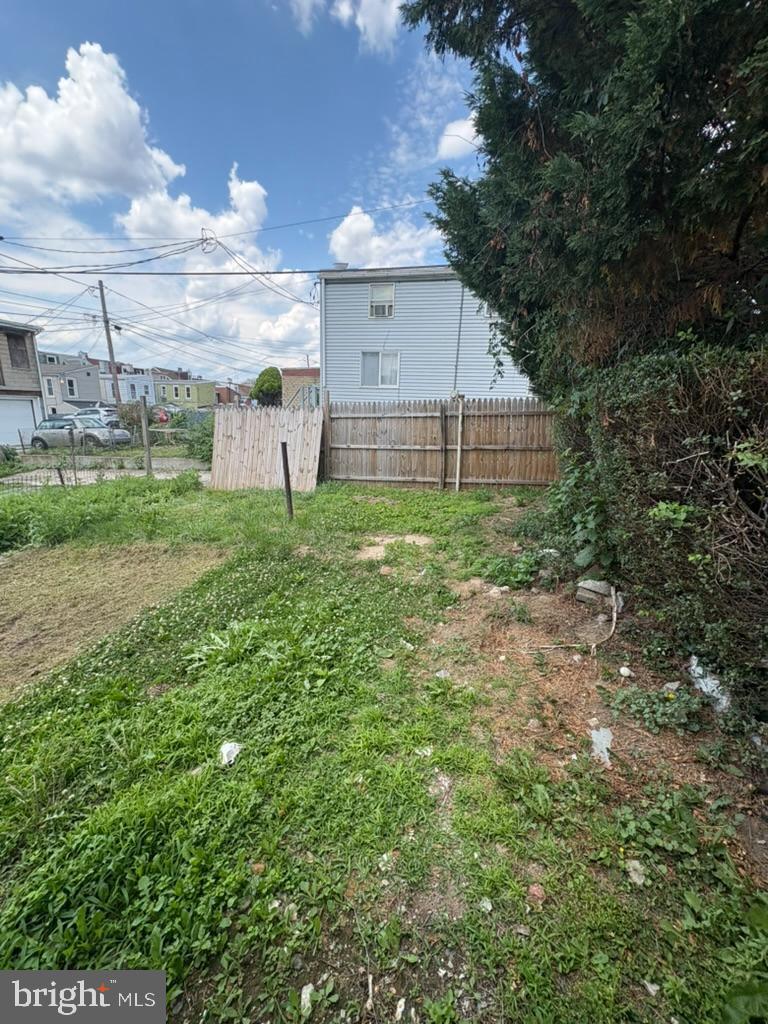 1113 Elm St – photo 2
