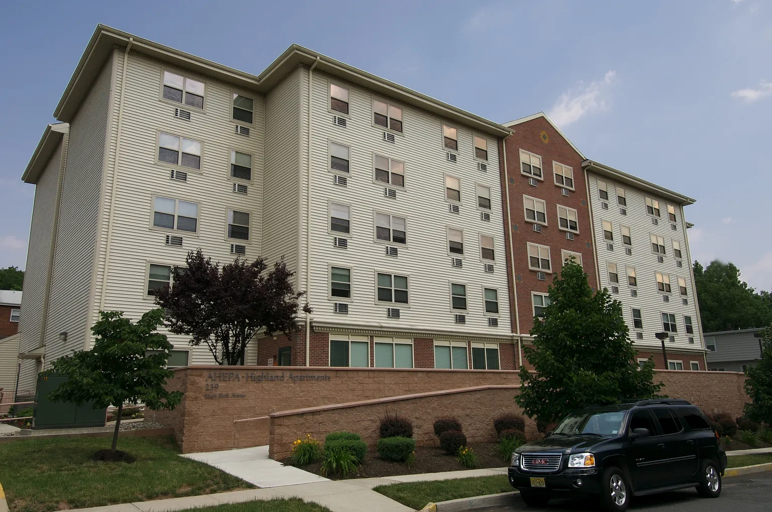 AHEPA Highland Apartments – photo 2