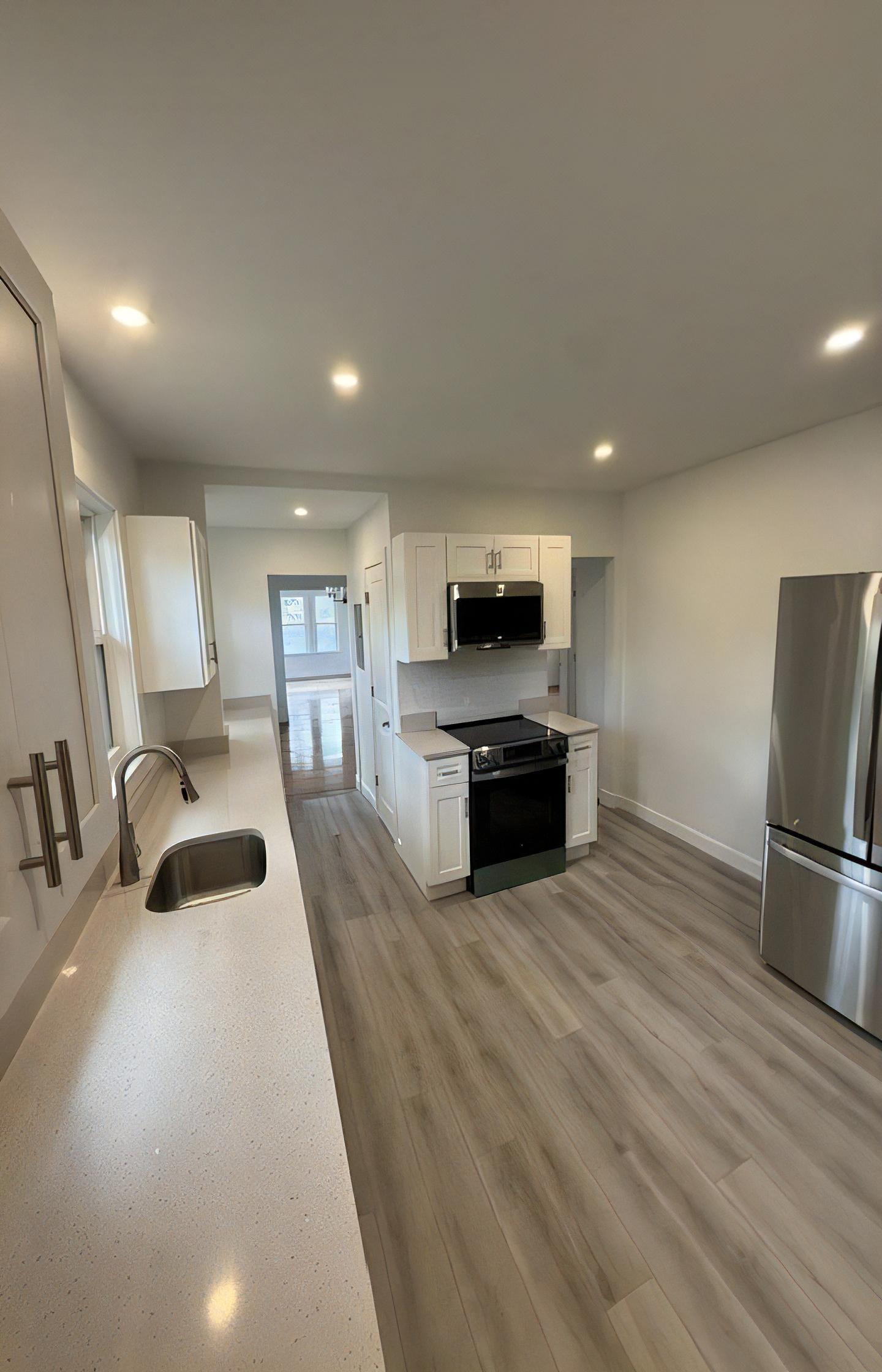 12 Hooper St – photo 2
