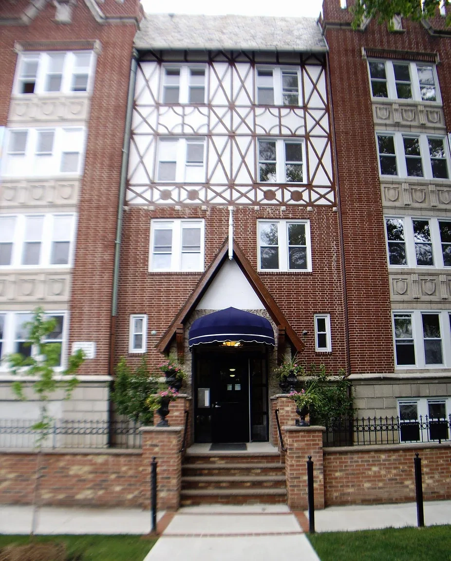 40 Lenox Ave – photo 2