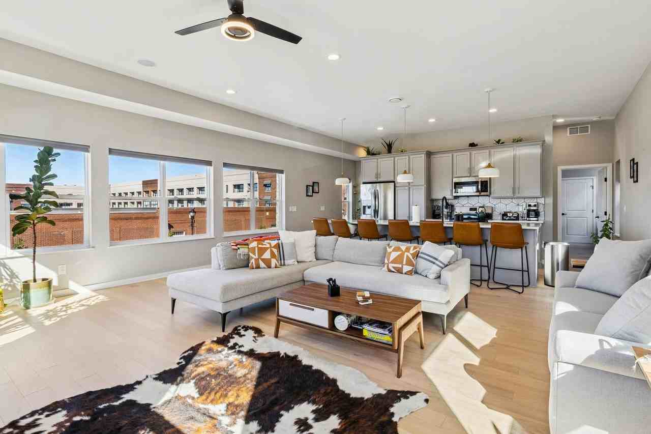 412 W Shoreline Dr unit 1593934P – photo 3