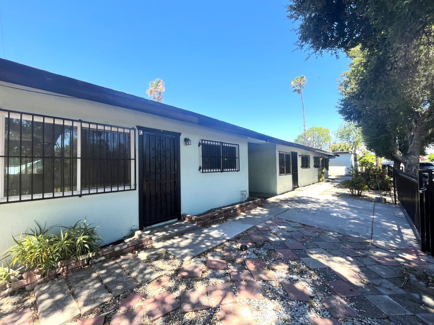 1594 Sepulveda Ave unit Unit C – photo 3