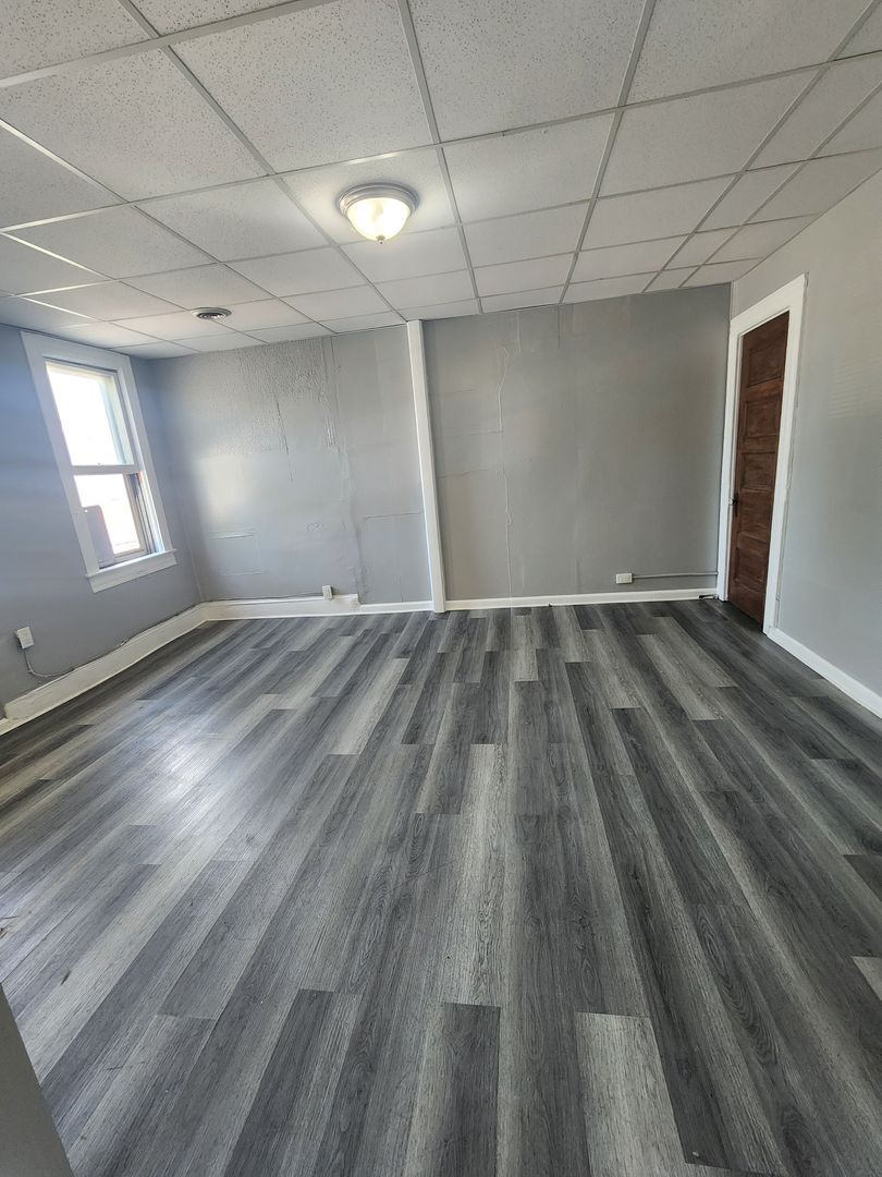 6128 Lausche Ave unit Unit 2 – photo 5