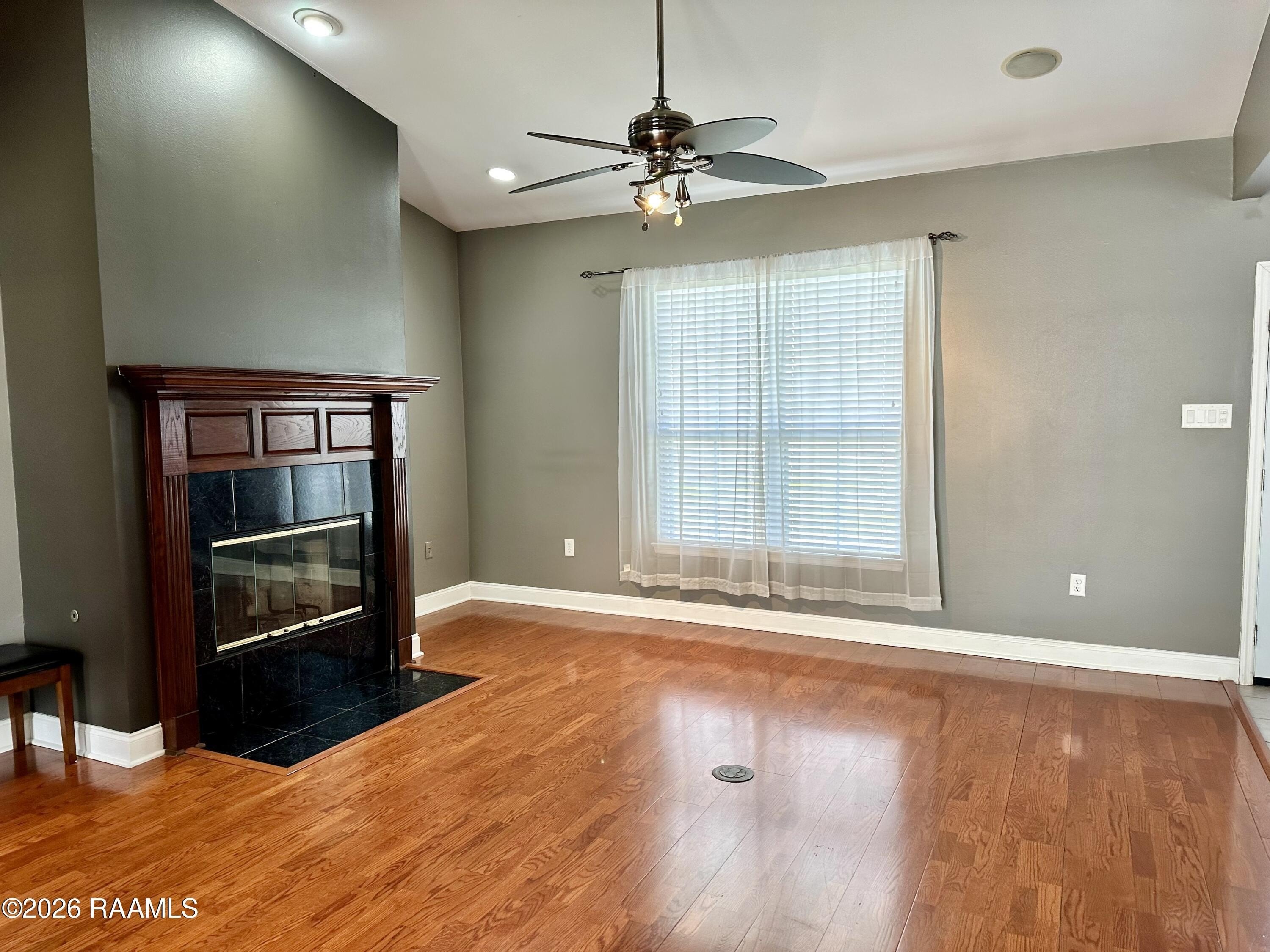 9721 Buttercup Dr – photo 4