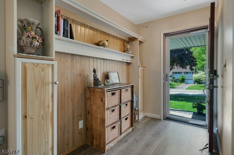 15 Maxine Dr – photo 3