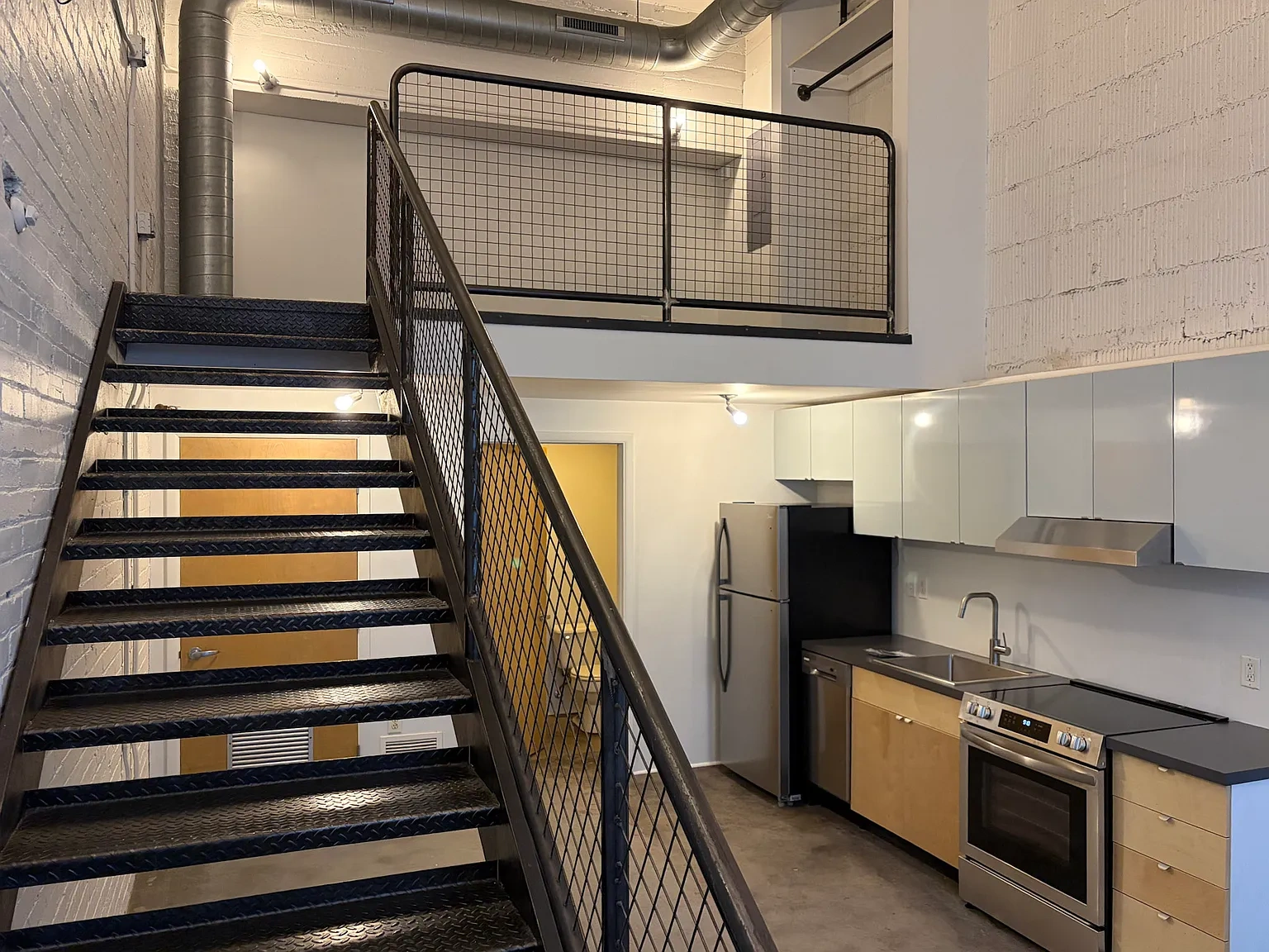LUNA Lofts – photo 3