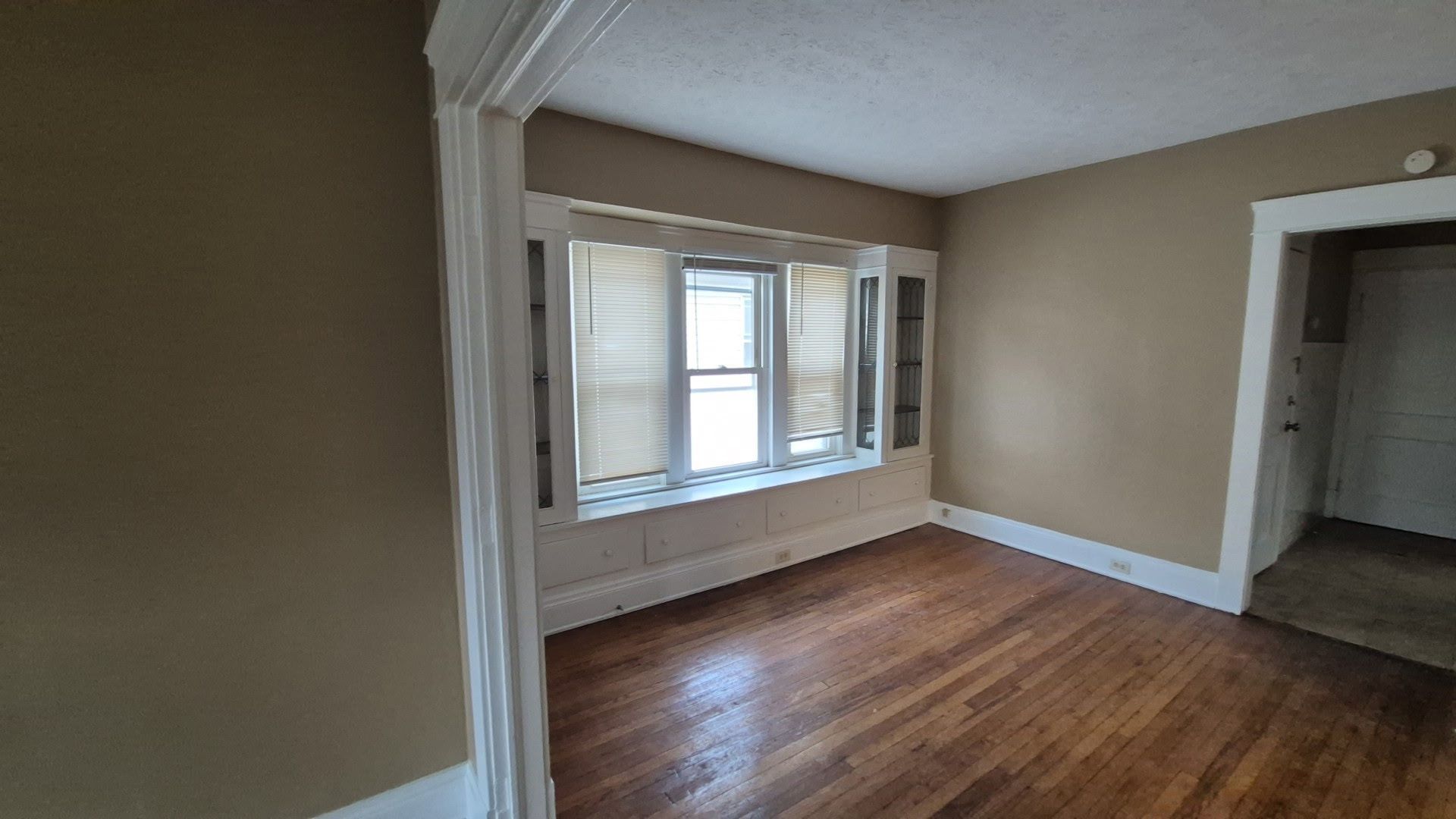 4412 Alpha Ave unit UP – photo 2
