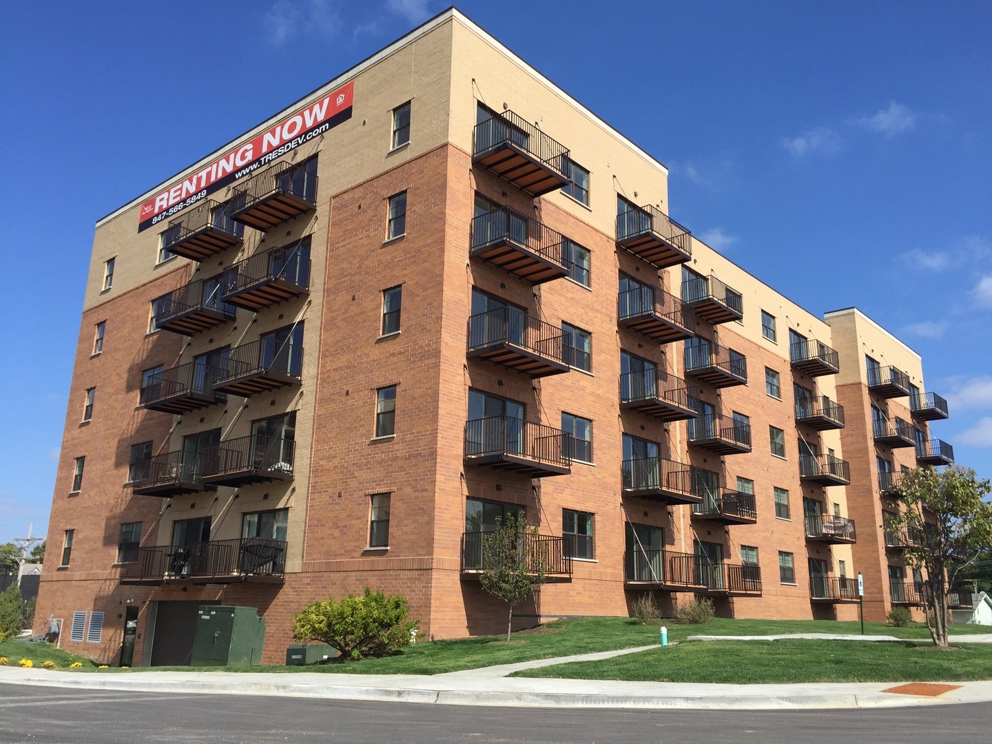 301 McKinley Ave unit 303 – photo 1