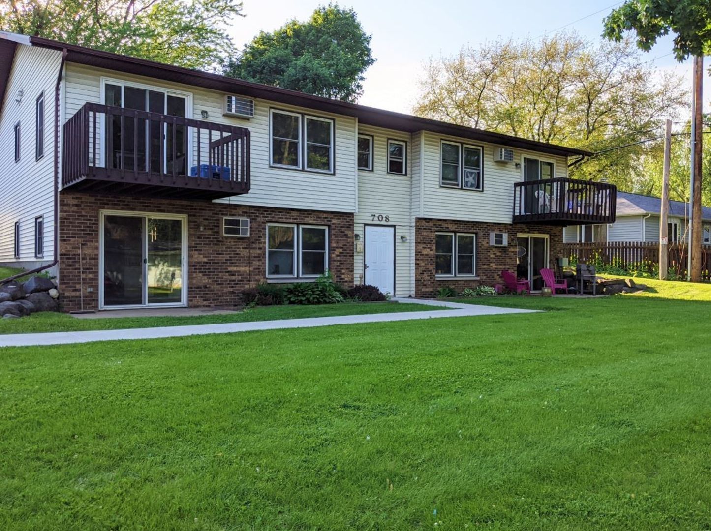 708 Bewick Dr unit 2 – photo 1