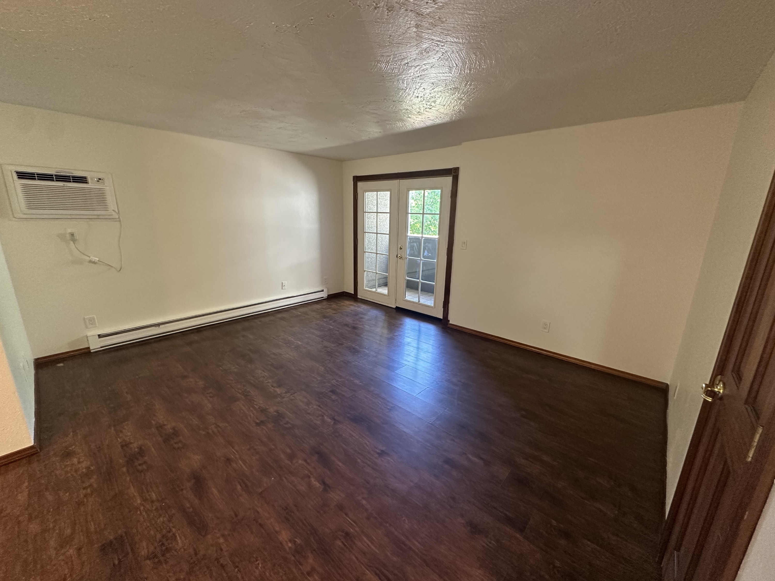 1723 W 8th Ave unit 4 – photo 2