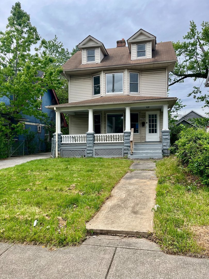 3390 E 135th St – photo 1