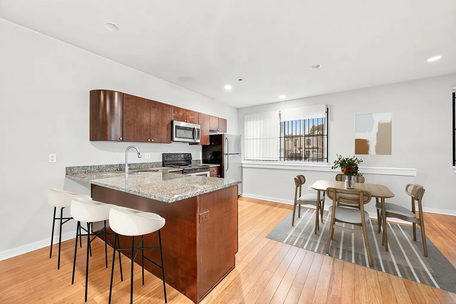 4030 Irving Street – photo 3