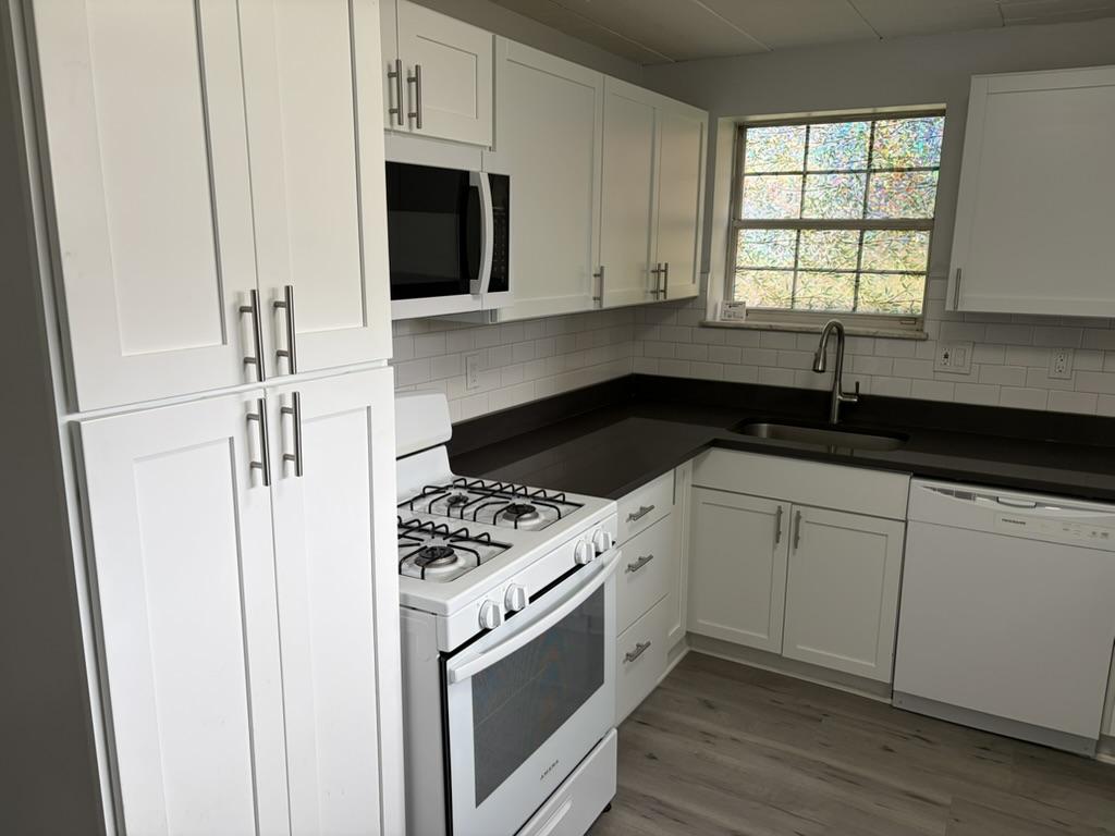 906 Erdner Ave unit 1 – photo 2
